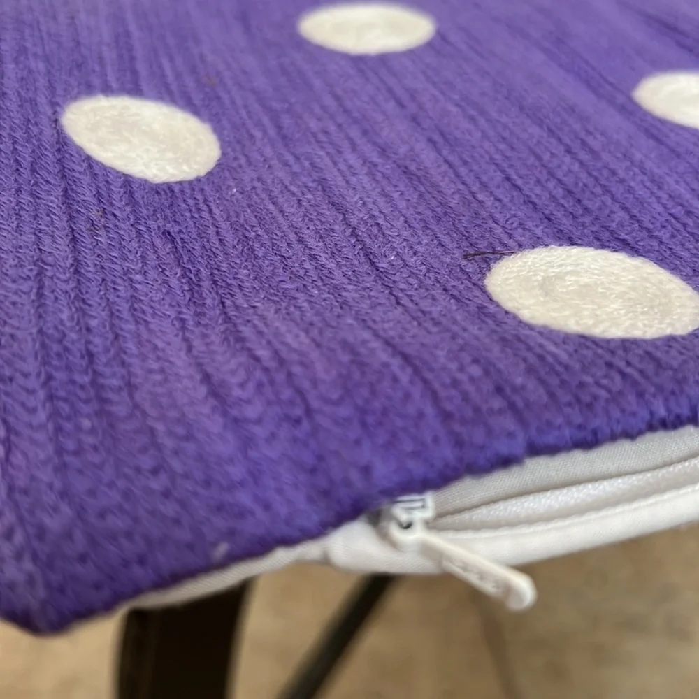 Pillow cover polka dot textured yarn purple and white New no tags 16x16”